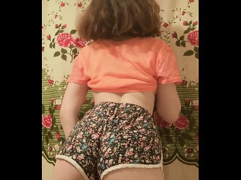 ❤️ Sexet ung babe laver en striptease ved at filme sine shorts på kamera ❤️❌ Porn video at da.milf-nut-net.ru ❌️❤